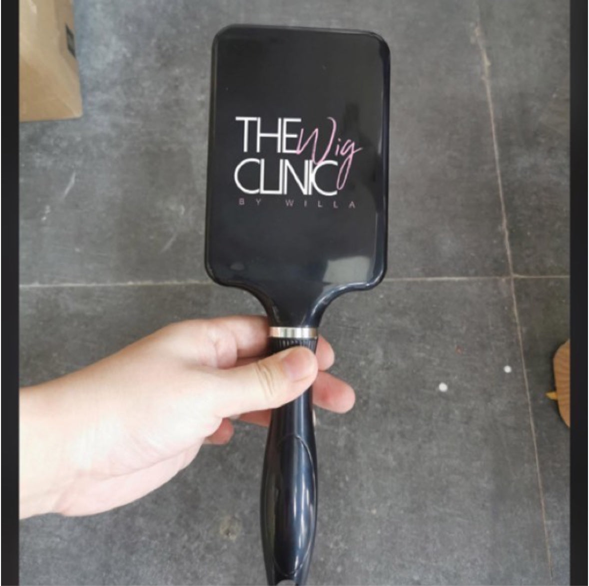 The Wigs Clinic Brush